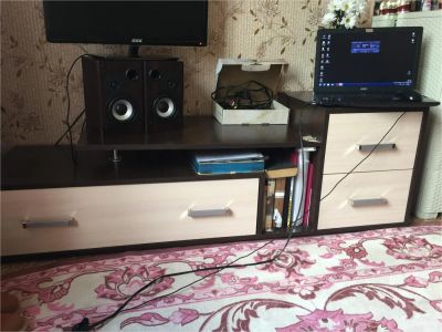 Лот: 11455324. Фото: 1. Комод, тумба по TV. Стойки и тумбы для аппаратуры