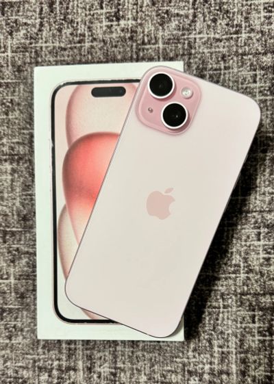 Лот: 23279084. Фото: 1. iPhone 15 256гб. Смартфоны