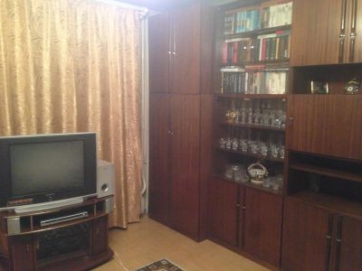 Лот: 6655903. Фото: 1. Сдам комнату в двухкомнатной квартире. Квартиры, студии