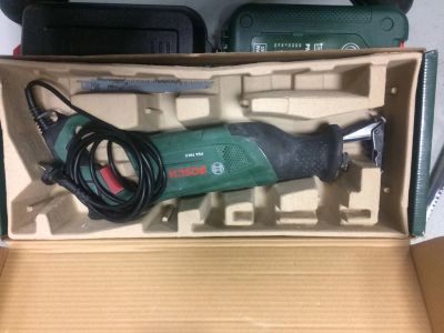 Лот: 11289805. Фото: 1. Сабельныя пила Bosch PSA 700 E. Электроинструмент