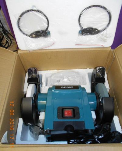 Лот: 7708524. Фото: 1. Продам точило Makita GB 602! Цвет... Электроинструмент