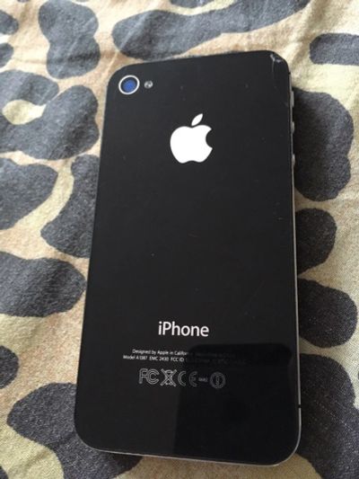 Лот: 8432555. Фото: 1. iphone 4 S. Смартфоны