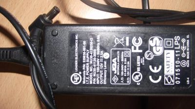 Лот: 7011780. Фото: 1. блок питание 12v 2.5A. Корпуса, блоки питания