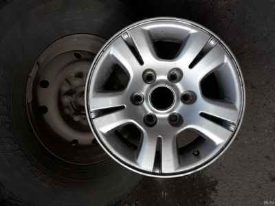 Лот: 13682415. Фото: 1. Диск литой оригинал mazda 15... Диски