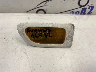 Лот: 21710864. Фото: 1. повторитель поворота Toyota Avensis... Двигатель и элементы двигателя