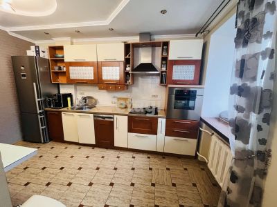 Лот: 25297409. Фото: 1. 3-комн. квартира , Красноярск... Квартиры, студии