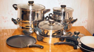 Лот: 5635172. Фото: 1. Кастрюли, сковородки в хорошем... Сковороды и сотейники