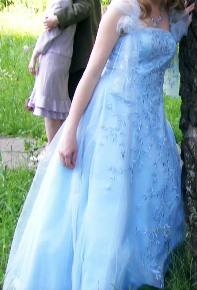 Лот: 5500739. Фото: 1. Выпускное платье. Платья