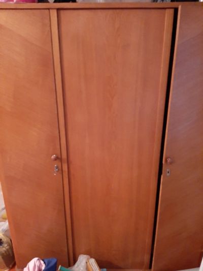 Лот: 16211195. Фото: 1. Шкаф советский с массива дерева. Мебель для сада, дачи