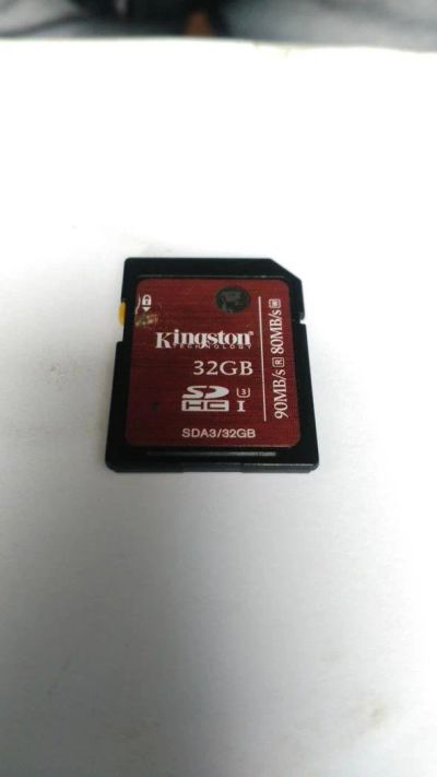 Лот: 10243158. Фото: 1. SD карта памяти Kingston 32 Gb... Карты памяти