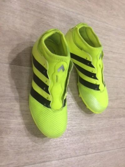 Лот: 9827347. Фото: 1. Бутсы футбольные детские Adidas... Кеды, кроссовки