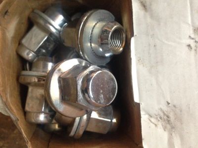 Лот: 16417035. Фото: 1. гайки колесные Toyota Land Cruiser... Секретки, гайки, проставки