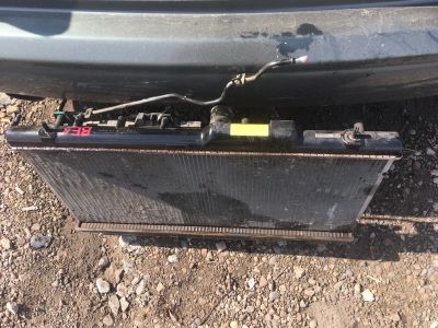 Лот: 13963694. Фото: 1. Subaru Legacy BE5 радиатор. От... Двигатель и элементы двигателя