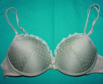 Лот: 10761932. Фото: 1. Бюстгалтер Intimissimi в горошек... Нижнее бельё