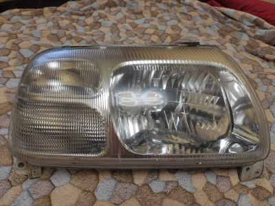 Лот: 16807054. Фото: 1. Фара suzuki escudo 100-32078 правая. Оптика и освещение