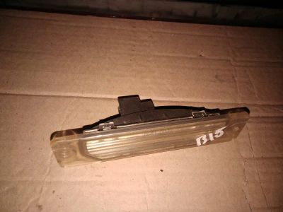 Лот: 21410280. Фото: 1. подсветка номера Nissan Sunny... Двигатель и элементы двигателя