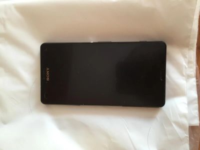 Лот: 7691858. Фото: 1. Sony Xperia z3 compact. Смартфоны