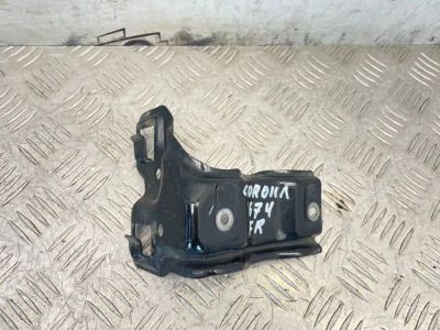 Лот: 25513127. Фото: 1. крепление бампера toyota Corolla... Двигатель и элементы двигателя