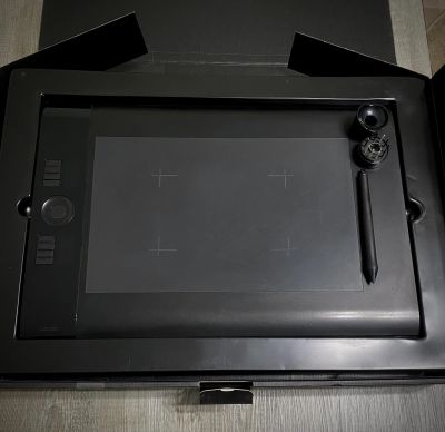 Лот: 18026122. Фото: 1. Графический планшет Wacom intuos... Другое (компьютеры, оргтехника, канцтовары)