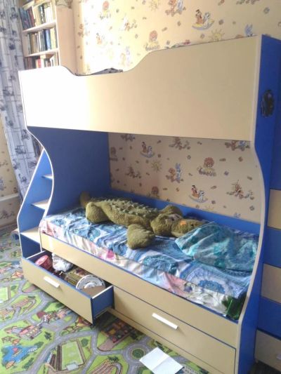 Лот: 7965187. Фото: 1. Двухэтажная кровать. Детские кровати и кроватки