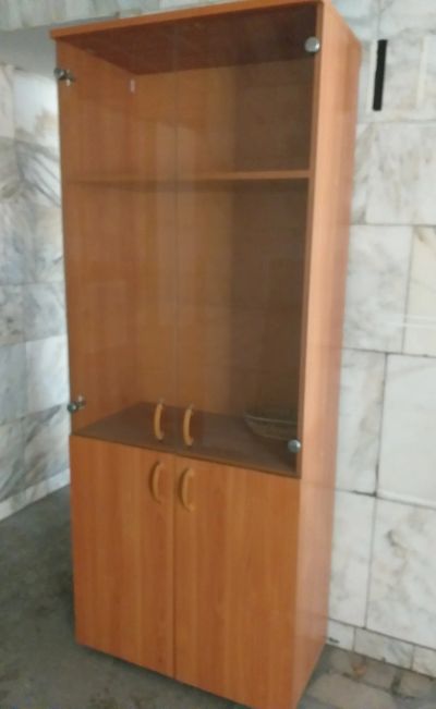 Лот: 12104220. Фото: 1. Витрина. Шкаф. Стеллаж. 2шт. срочно. Шкафы, стеллажи, комоды