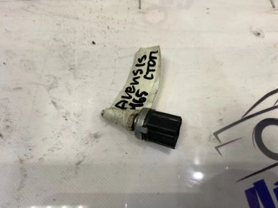 Лот: 21710891. Фото: 1. концевик педали тормоза Toyota... Двигатель и элементы двигателя