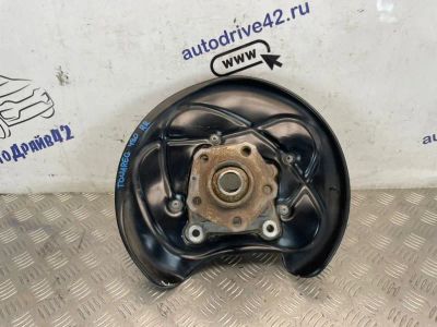 Лот: 23494267. Фото: 1. поворотный кулак Volkswagen Touareg... Двигатель и элементы двигателя