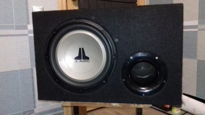 Лот: 13643134. Фото: 1. Сабвуфер JL audio 12w1v2-4 (12... Сабвуферы