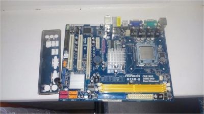 Лот: 11740918. Фото: 1. Материнская плата ASRock G31M-S... Материнские платы