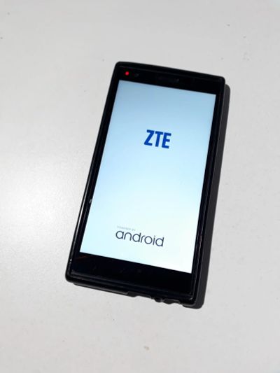 Лот: 17986855. Фото: 1. Смартфон zte geek 2 LTE описание. Смартфоны