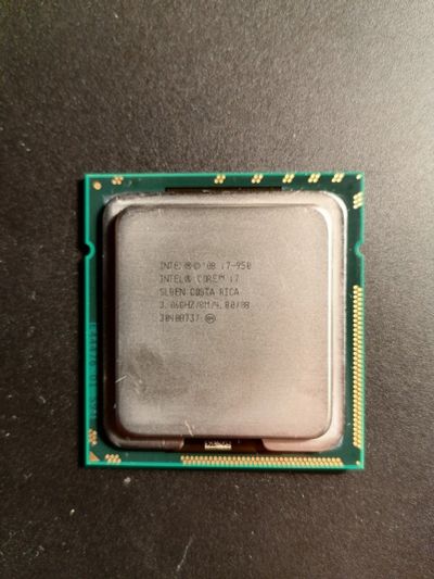 Лот: 15868714. Фото: 1. Процессор Intel i7-950. Процессоры