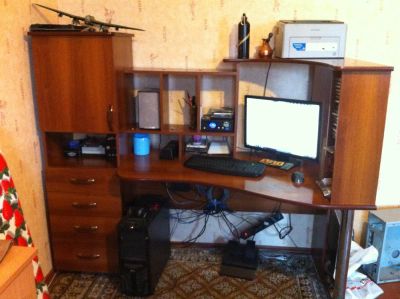Лот: 3994063. Фото: 1. Продам компьютерный стол. Компьютерные и письменные столы