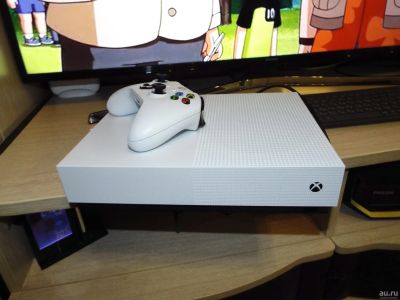 Лот: 16458137. Фото: 1. Xbox one s 1tb digital edition... Игровые приставки, консоли