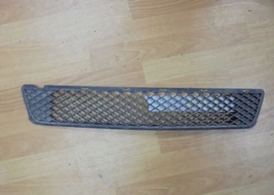 Лот: 5091248. Фото: 1. Решетка в бампер kia cerato/forte... Кузов