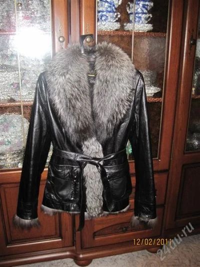 Лот: 772930. Фото: 1. Куртка женская кожанная с мехом... Верхняя одежда