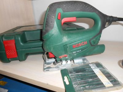 Лот: 8078672. Фото: 1. Продам лобзик Bosch PST 700 E... Электроинструмент