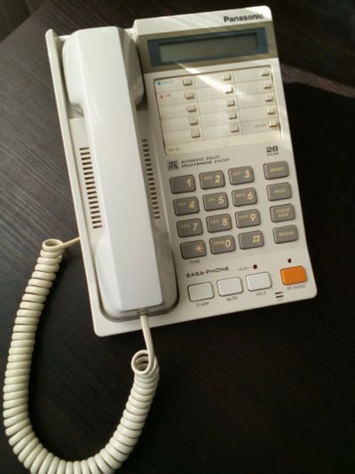 Лот: 14817086. Фото: 1. Стационарный телефон Panasonic... Проводные телефоны