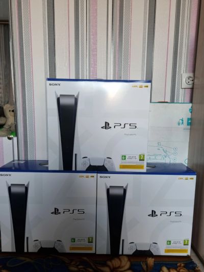 Лот: 17545916. Фото: 1. Sony Play Station 5 Новая с дисководом. Игровые приставки, консоли