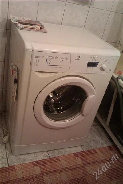 Лот: 1897413. Фото: 1. Стиральная машина Indesit WIE107... Стиральные машины