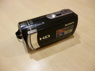 Лот: 10613146. Фото: 1. Камера Sony HDR-CX190E. Экшн камеры