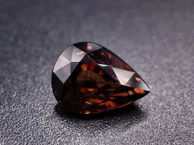 Лот: 20853572. Фото: 1. 3.12 ct. Циркон оранжево-красный... Драгоценные и поделочные камни