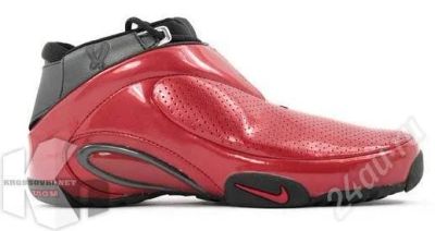 Лот: 351022. Фото: 1. Баскетбольные кроссовки Nike... Кеды, кроссовки, слипоны
