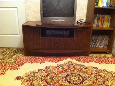 Лот: 2245661. Фото: 1. Тумба под телевизор. Стойки и тумбы для аппаратуры
