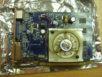 Лот: 5396129. Фото: 1. Видеокарта PCI-E 512mb не рабочая. Видеокарты