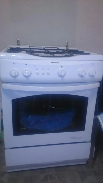 Лот: 8951158. Фото: 1. Газовая плита hansa 60*60. Плиты, духовые шкафы, варочные поверхности
