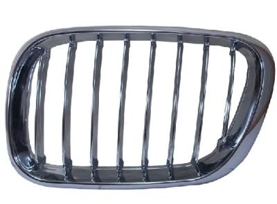 Лот: 3701950. Фото: 1. Решетка лев. bmw x5 (00-03 гг). Кузов