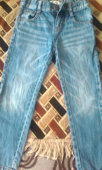 Лот: 9911856. Фото: 1. Джинсы мальчику 4-5 лет. Брюки, шорты, джинсы