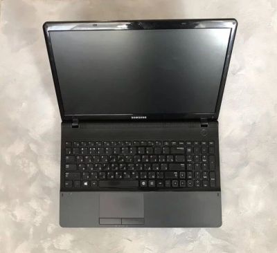 Лот: 14391563. Фото: 1. Ноутбук Samsung. Ноутбуки