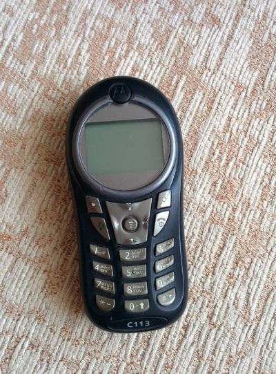 Лот: 10841629. Фото: 1. Motorola C113. Кнопочные мобильные телефоны