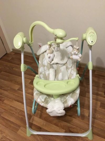 Лот: 10971590. Фото: 1. Кресло-качели Happy Baby Luffy. Ходунки, прыгунки, качели